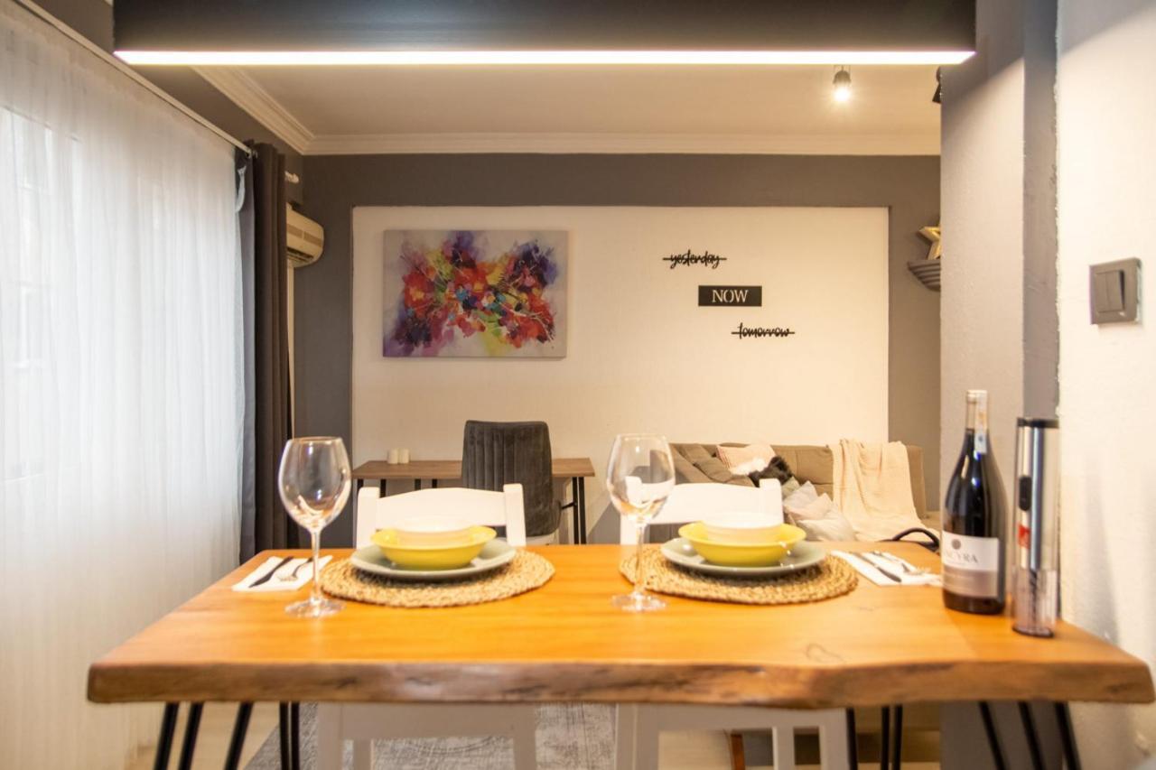 Amazing Flat Near The Coast With A Delightful Shared Terrace Close To Public Transportation In Karsiyaka Esmirna Exterior foto